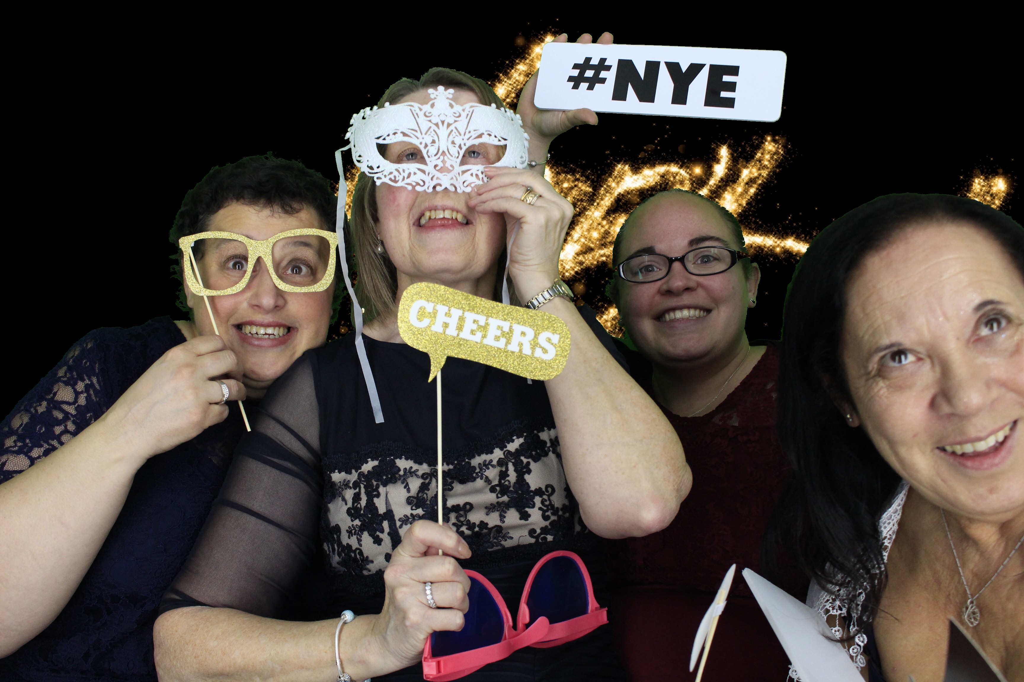 New Years Eve Party Silvermere | View more photos from the event at gallery.myphotoboothexperience.co.uk/u/MyPhotoBoothExperienceLtd/New-Years-Eve-Party-Silvermere